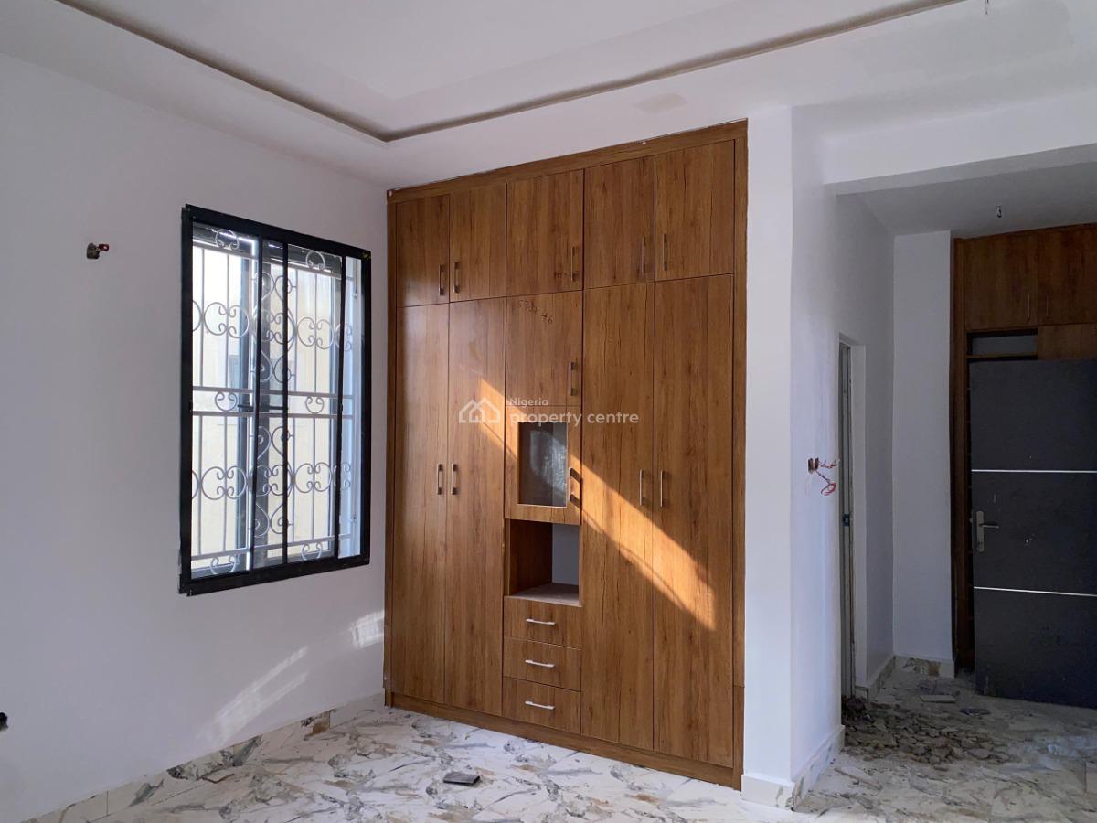 3 Bedroom Available, Behind Paradise, Life Camp, Abuja, Flat / Apartment for Rent