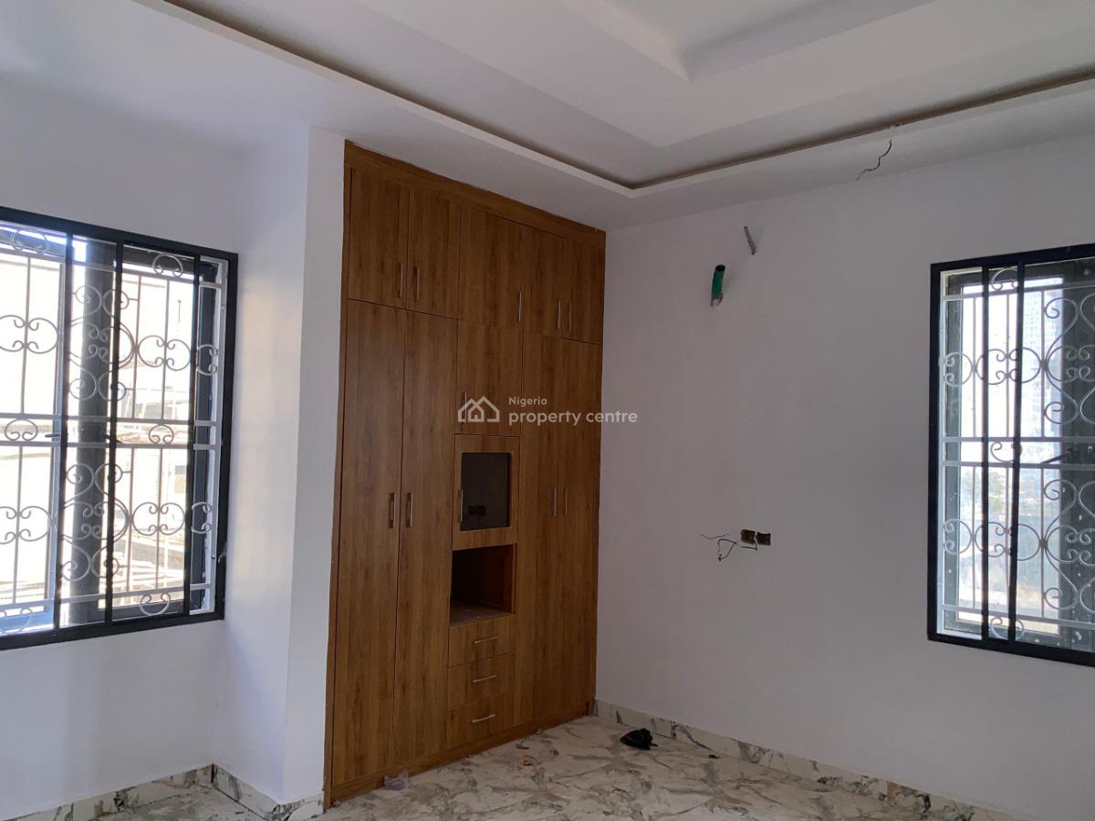 3 Bedroom Available, Behind Paradise, Life Camp, Abuja, Flat / Apartment for Rent