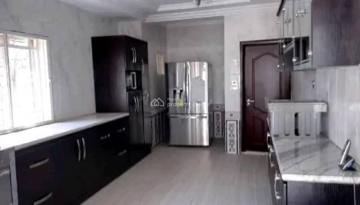 5bedroom Fully Detached Duplex with a Penthouse, Doliz Brown Estate, Gaduwa, Abuja, Detached Duplex for Sale