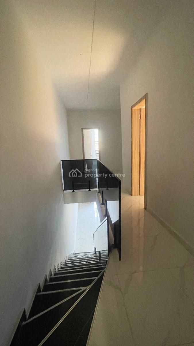 Luxury 4bedroom, Ikota, Lekki, Lagos, Terraced Duplex for Sale