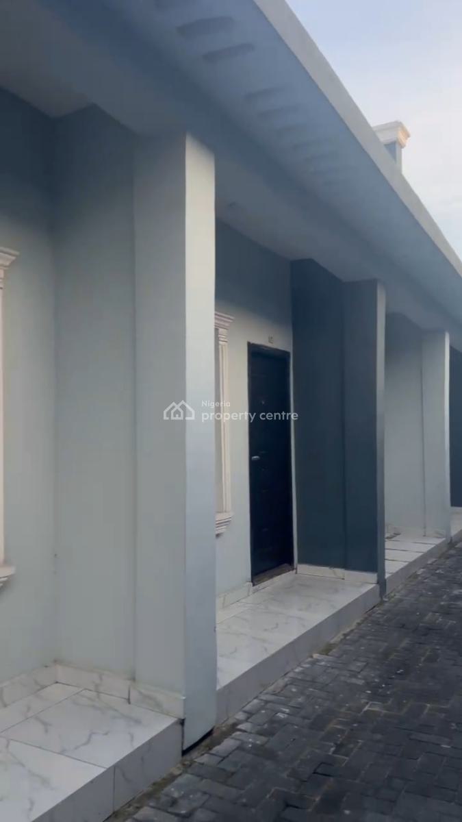 Well Maintained Self-contain, Awoyaya, Ibeju Lekki, Lagos, Self Contain (single Rooms) for Sale