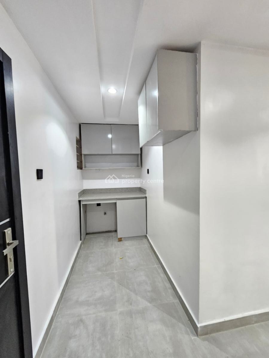 Newly Built 3 Bedroom, Lekki, Lagos, Flat / Apartment for Sale
