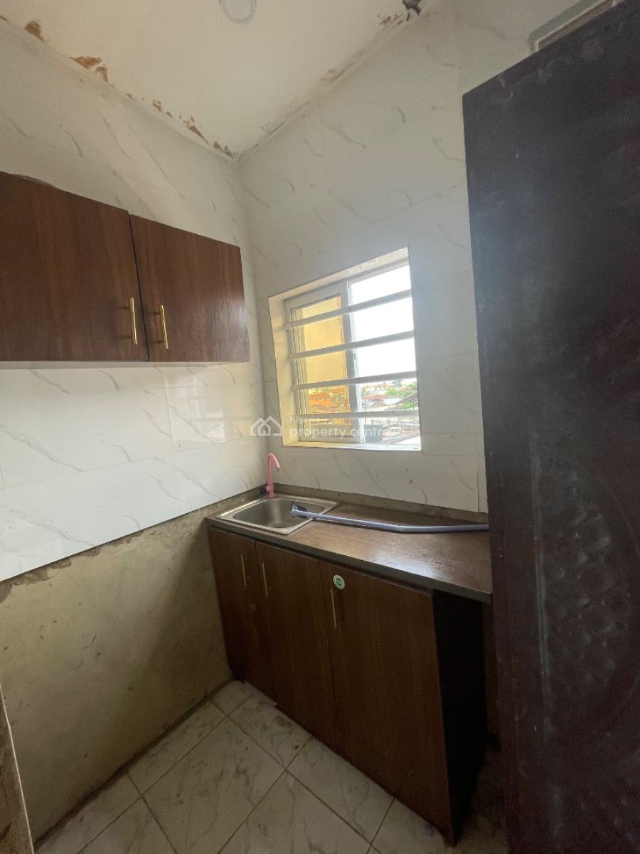 Newly Built Miniflat Downstairs with Modern Facilities Water Heater, Gbagada, Lagos, Mini Flat (room and Parlour) for Rent