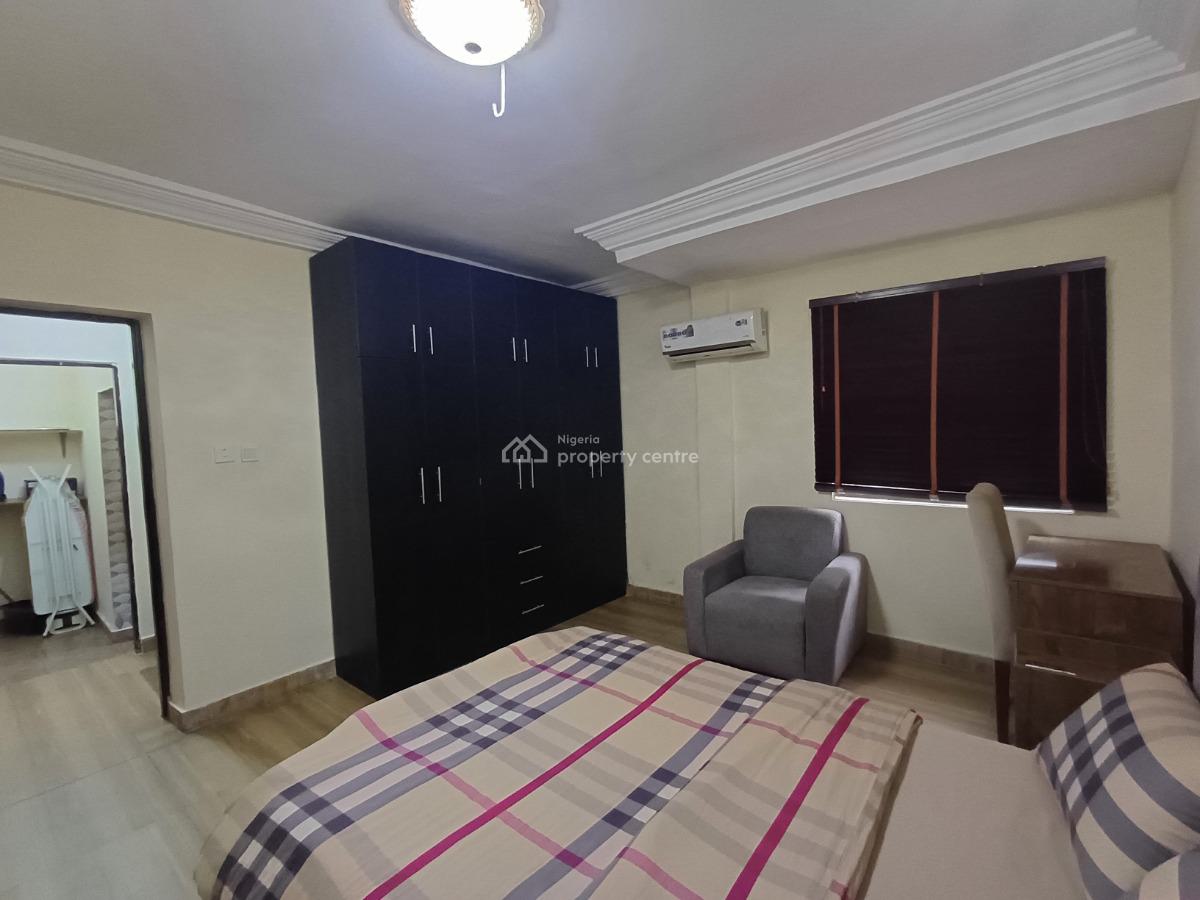 Fully Furnished One Bedroom Flat on The Ground Floor, Wuse 2, Abuja, Flat / Apartment for Rent