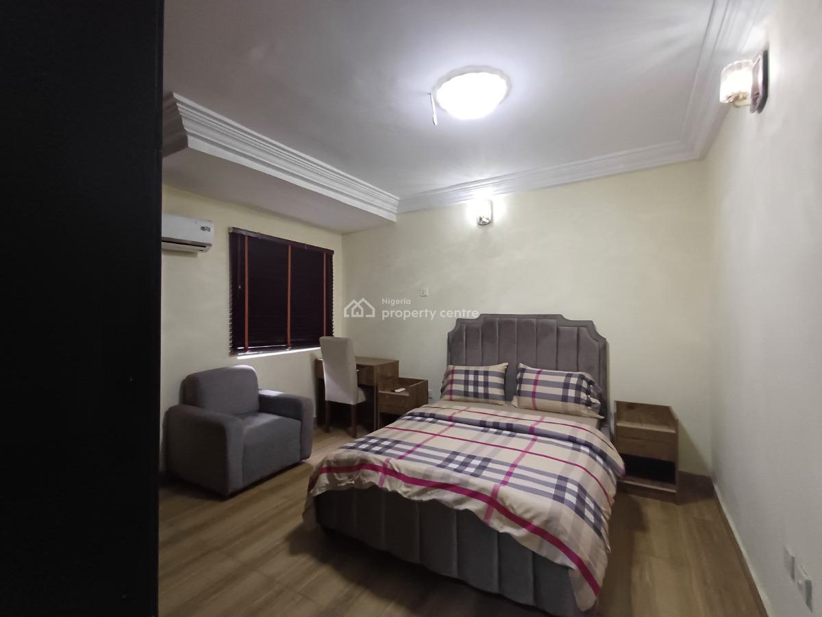 Fully Furnished One Bedroom Flat on The Ground Floor, Wuse 2, Abuja, Flat / Apartment for Rent