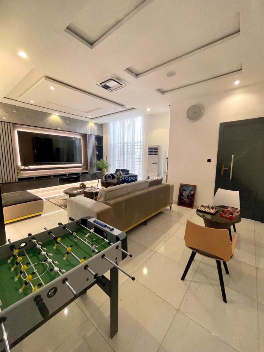 Massive 4 Bedroom Duplex  with Excellent Facilities, Chevron, Lekki, Lagos, Terraced Duplex Short Let