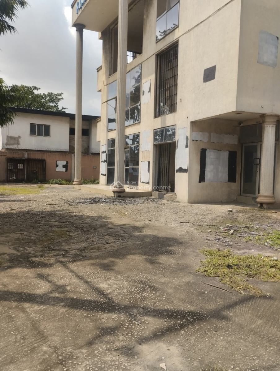 3 Storey Building Open Office Space Lying on a 1,172sqm of Dry Land, Adeniyi Jones, Ikeja, Lagos, Commercial Property for Sale