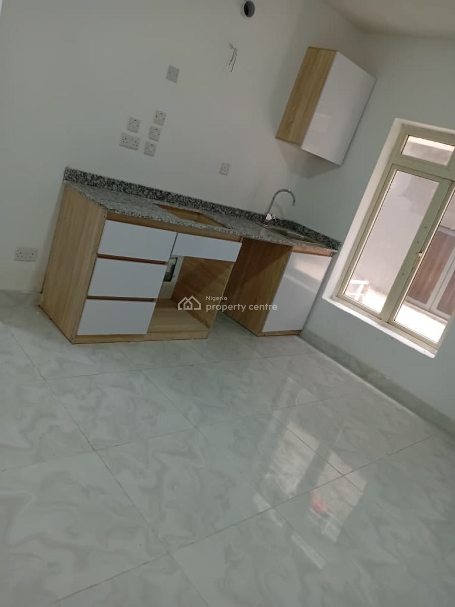 Spacious and Clean 1bedroom Apartment, Lekki Phase 1, Lekki, Lagos, Mini Flat (room and Parlour) for Rent