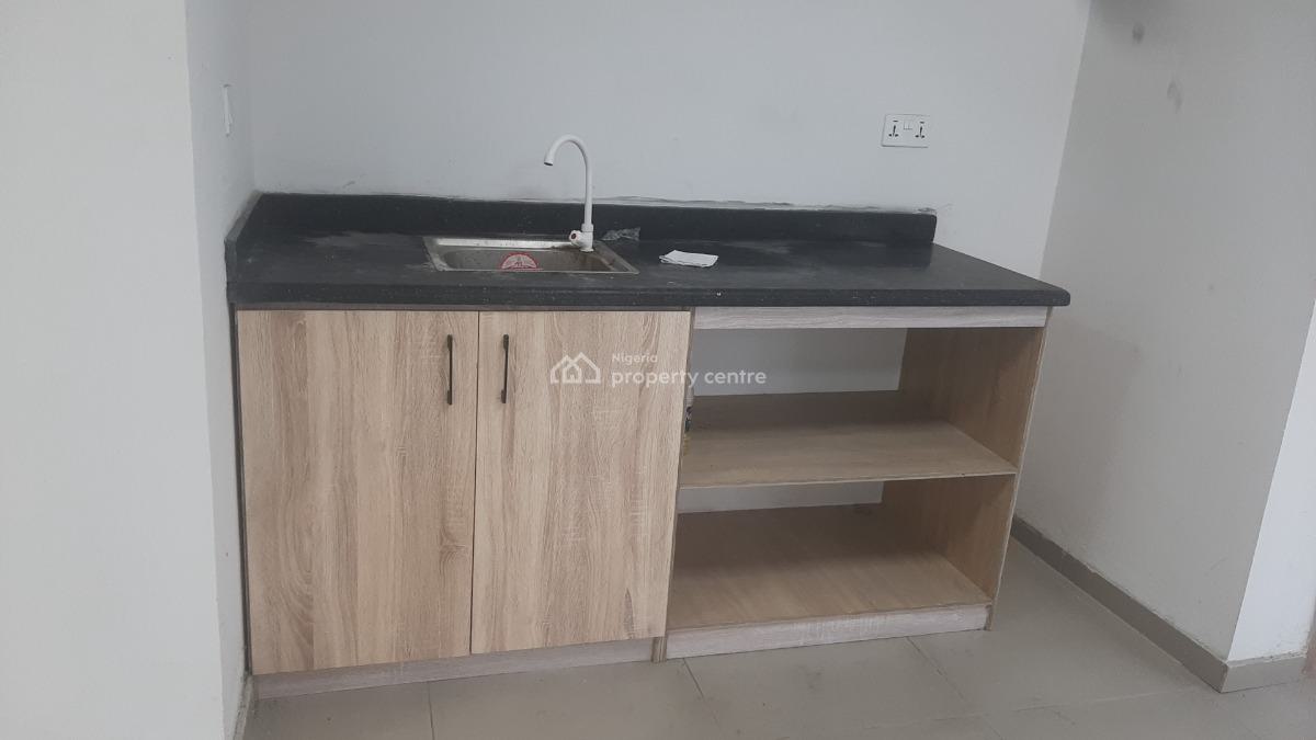 142.5 Square Meters Fitte Office Space with Kitchen Net and Toilets, Ikate Elegushi, Lekki, Lagos, Office Space for Rent
