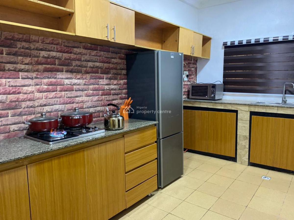 Fully Furnished 3 Bedroom Flat on The Ground Floor, Mabushi, Abuja, Flat / Apartment for Rent
