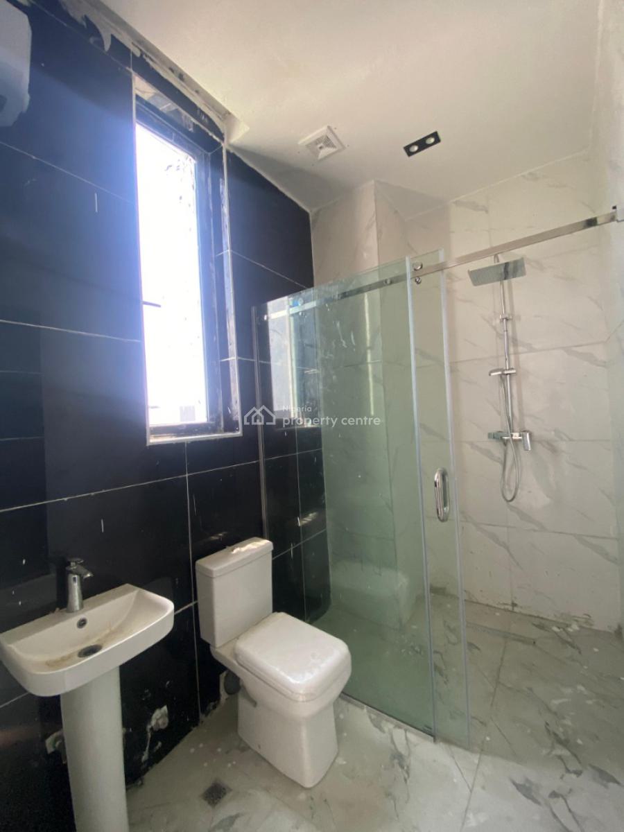 Unobstructed Views! 1-bedroom Apartment with Rooftop Terrace, Ologolo, Lekki, Lagos, Flat / Apartment for Sale