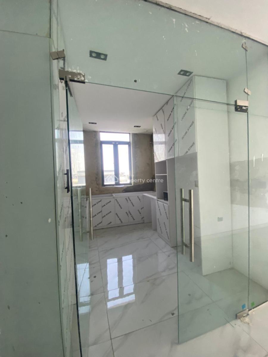 Unobstructed Views! 1-bedroom Apartment with Rooftop Terrace, Ologolo, Lekki, Lagos, Flat / Apartment for Sale