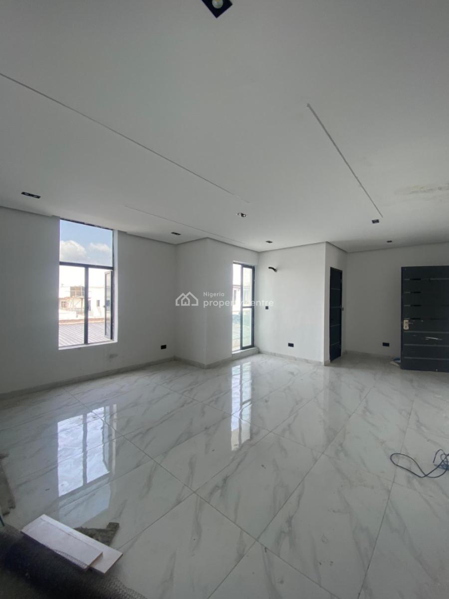 Unobstructed Views! 1-bedroom Apartment with Rooftop Terrace, Ologolo, Lekki, Lagos, Flat / Apartment for Sale