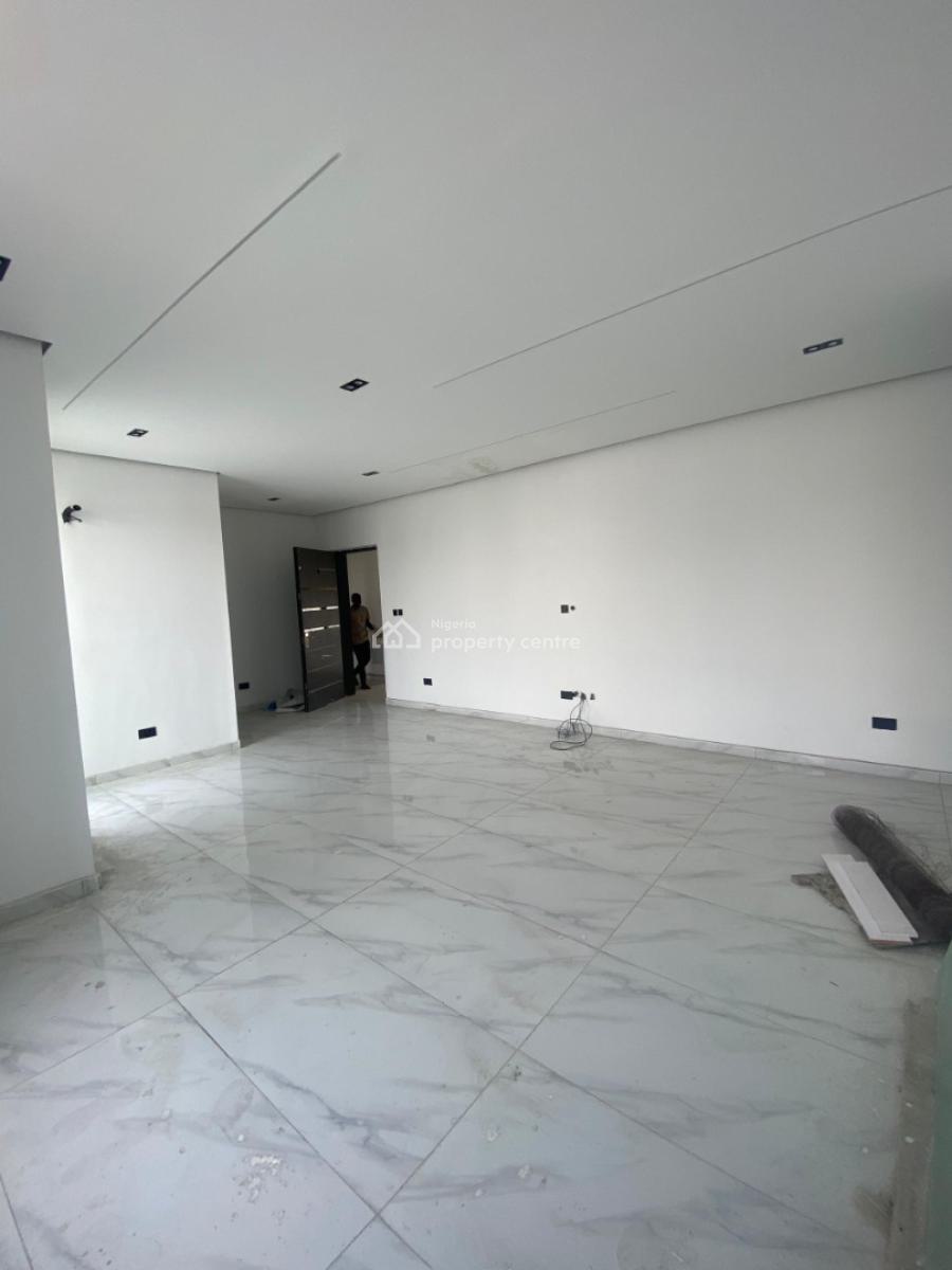 Unobstructed Views! 1-bedroom Apartment with Rooftop Terrace, Ologolo, Lekki, Lagos, Flat / Apartment for Sale