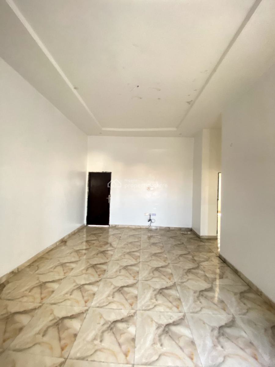 Classic 2 Bedroom Apartment in a Secure Estate, Agungi, Lekki, Lagos, Flat / Apartment for Rent