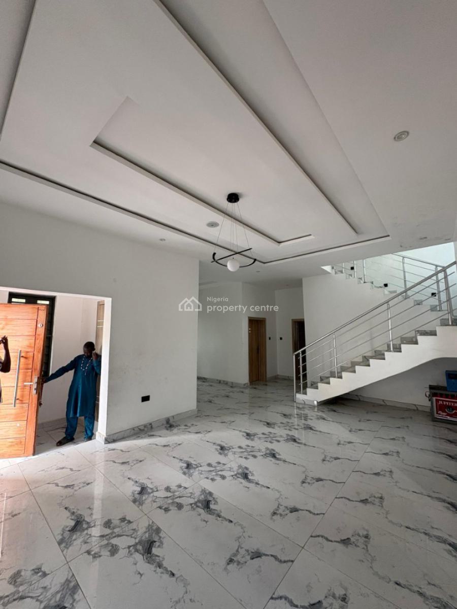 Spacious & Secure! 5-bedroom Detached Duplex with Ample Parking, Ologolo, Lekki, Lagos, Detached Duplex for Sale