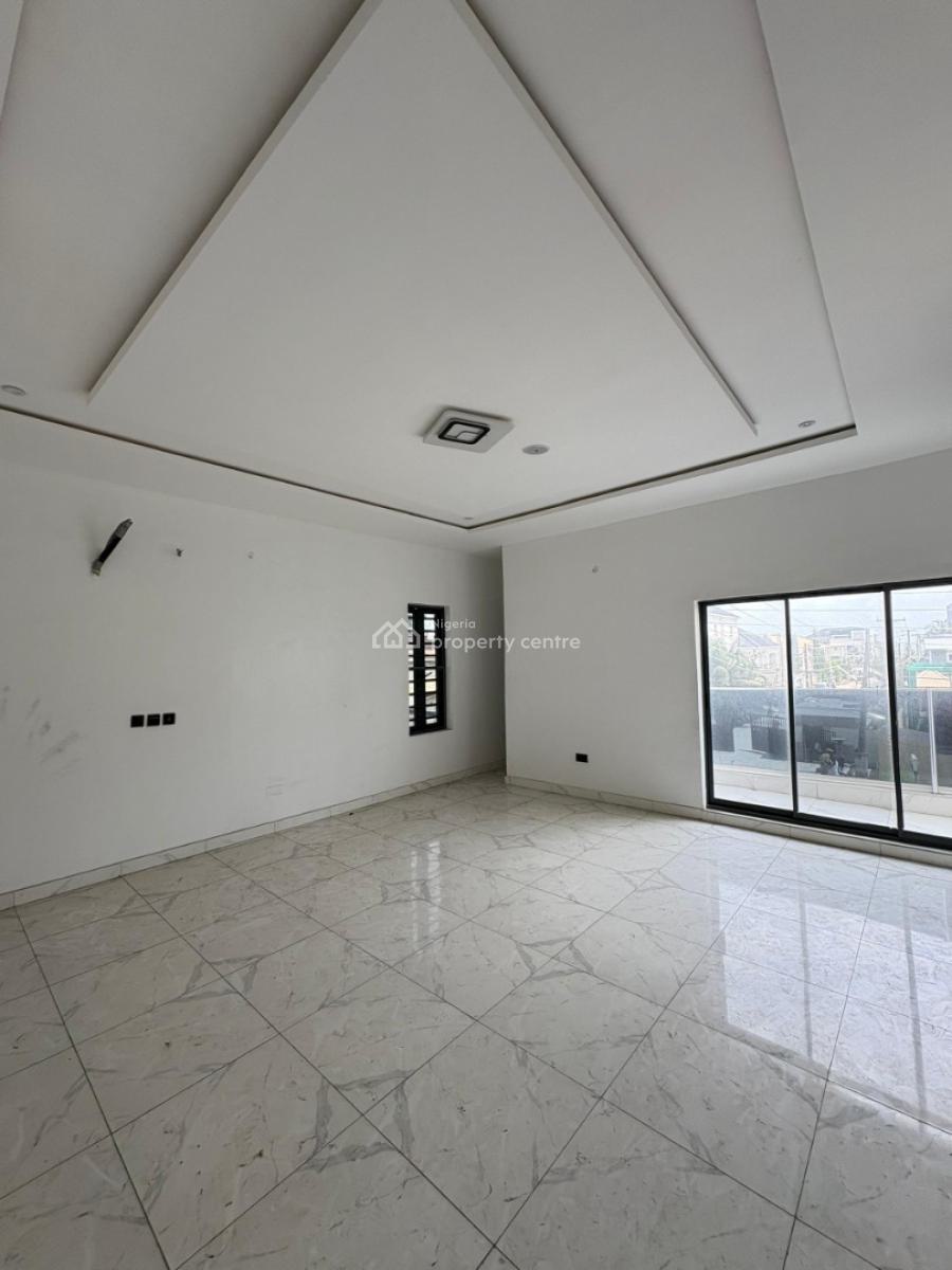 Spacious & Secure! 5-bedroom Detached Duplex with Ample Parking, Ologolo, Lekki, Lagos, Detached Duplex for Sale