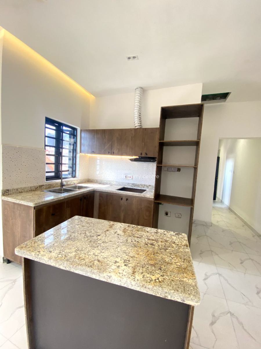 Lovely 2 Bedroom Apartment in a Secure Estate, Agungi, Lekki, Lagos, Flat / Apartment for Rent