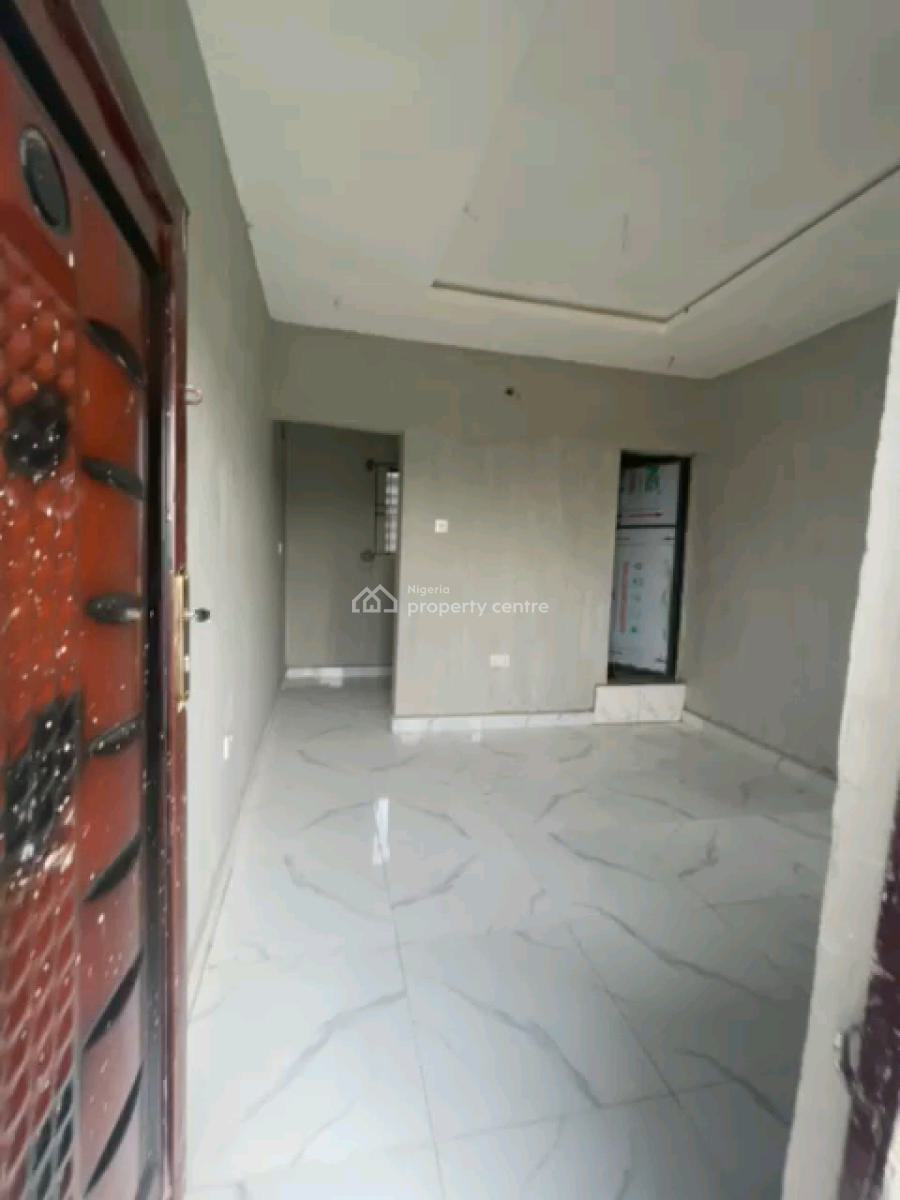 Standard and Newly Built Self Contain, Sungas, Shomolu, Lagos, Self Contain (single Rooms) for Rent