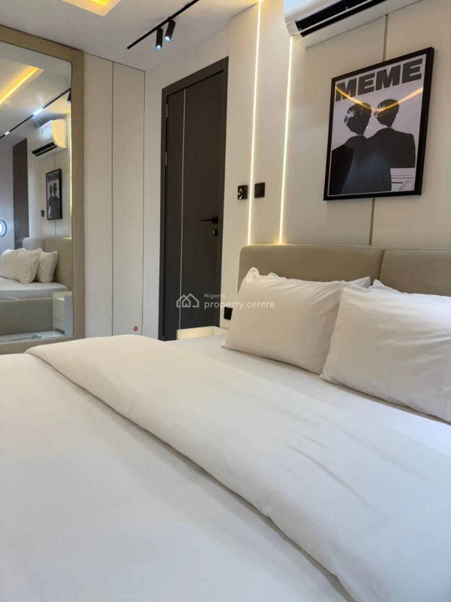 Newly Furnished 1bedroom with Swimming Pool & Gym, Phase 1, Lekki Phase 1, Lekki, Lagos, Flat / Apartment Short Let