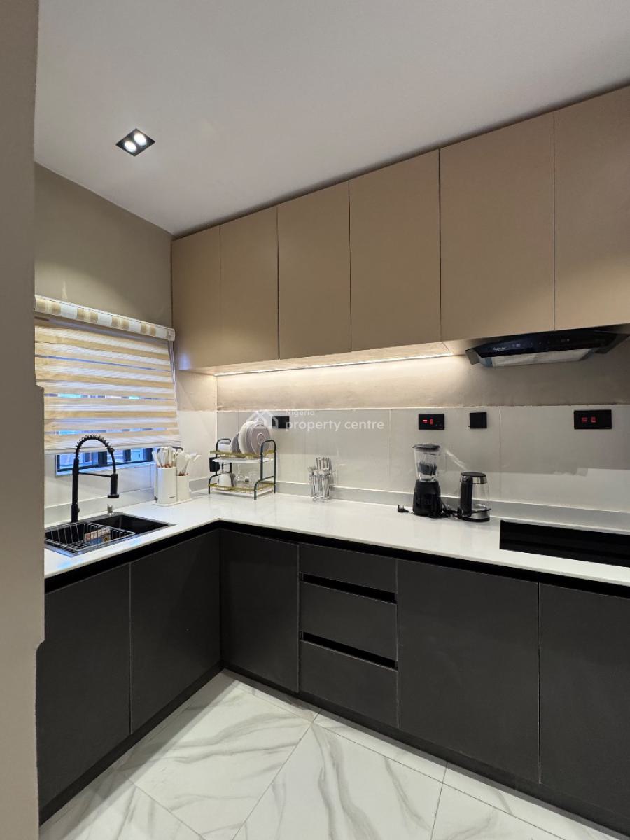 Beautifully Designed 1 Bedroom Apartment for Airbnb, Surulere, Lagos, Mini Flat (room and Parlour) Short Let