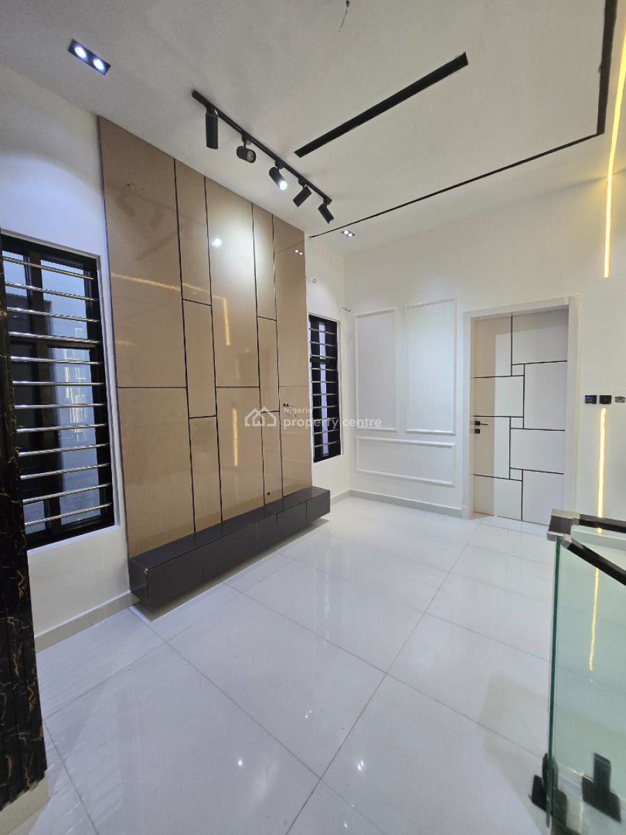 5-bedroom Masterpiece  No Agency No Hidden Fee, Sqrata Close, Ajah, Lagos, House for Sale