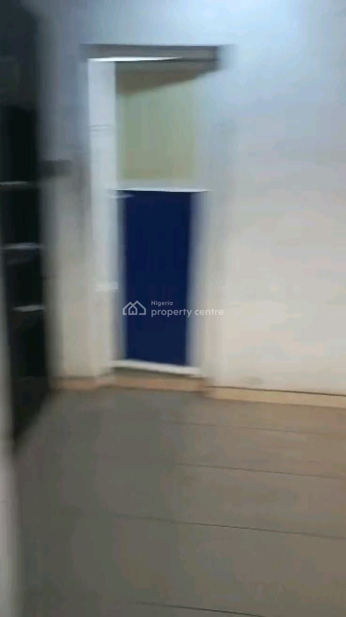 Standard and Spacious Mini Flat, Adekunle, Yaba, Lagos, Mini Flat (room and Parlour) for Rent