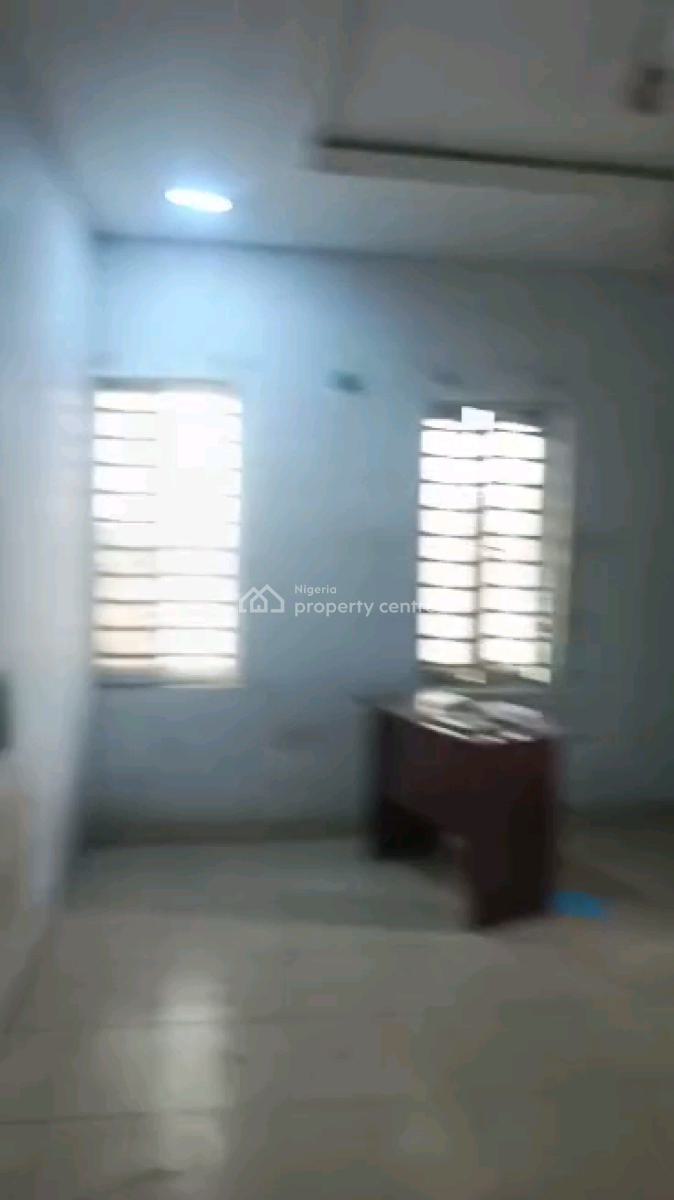 Standard and Spacious Mini Flat, Adekunle, Yaba, Lagos, Mini Flat (room and Parlour) for Rent