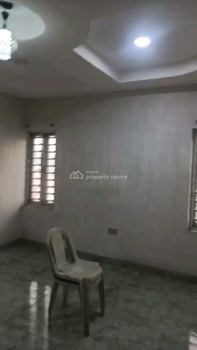 Standard and Spacious Mini Flat, Adekunle, Yaba, Lagos, Mini Flat (room and Parlour) for Rent