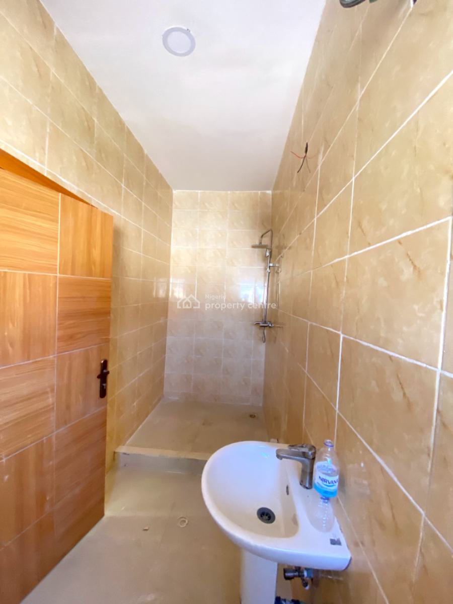 Exquisite 3 Bedroom Apartment in a Secure Estate, Ikota, Lekki, Lagos, Flat / Apartment for Rent