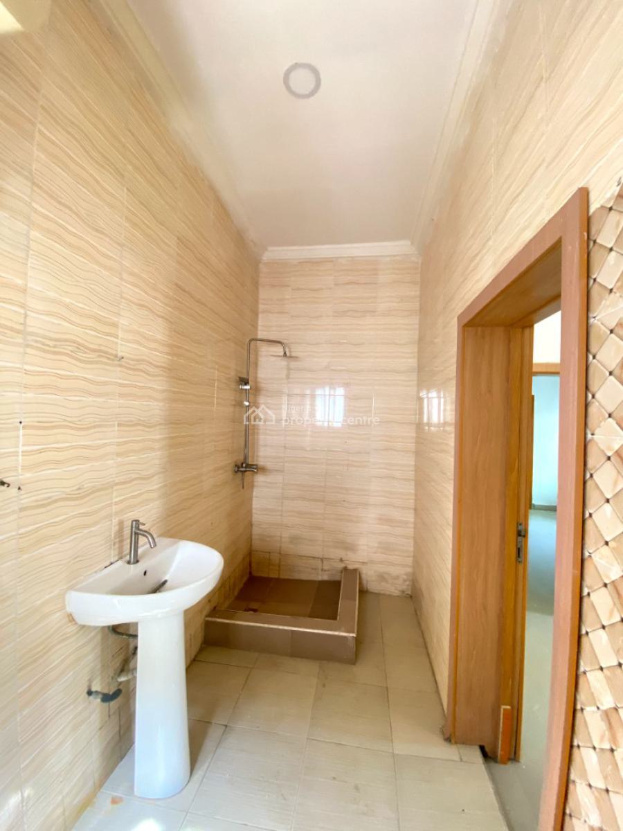 Exquisite 3 Bedroom Apartment in a Secure Estate, Ikota, Lekki, Lagos, Flat / Apartment for Rent