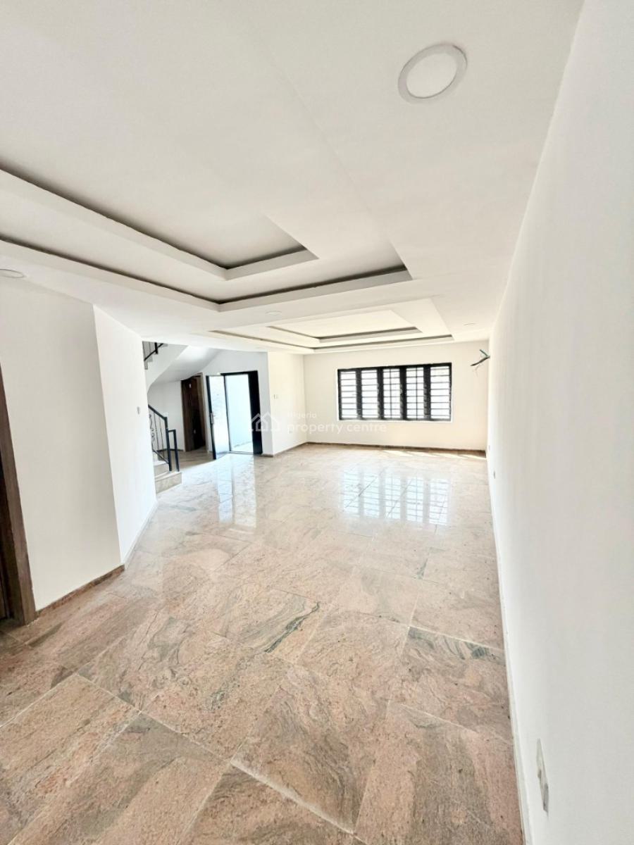 4 Bedroom Terrace Duplex with Bq, Ologolo, Lekki, Lagos, Terraced Duplex for Sale