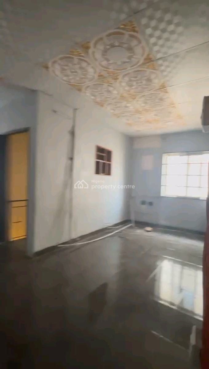 Standard and Spacious 2 Bedroom Flat, Soluyi, Soluyi, Gbagada, Lagos, Flat / Apartment for Rent
