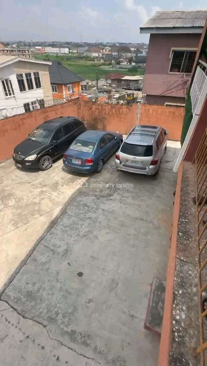 Standard and Spacious 2 Bedroom Flat, Soluyi, Soluyi, Gbagada, Lagos, Flat / Apartment for Rent