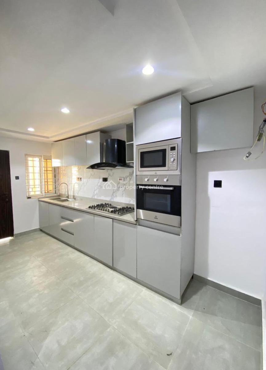 Newly Built 3 Bedroom Apartment with Bq in a Secure Estate, Lekki Phase 1, Lekki, Lagos, Flat / Apartment for Sale