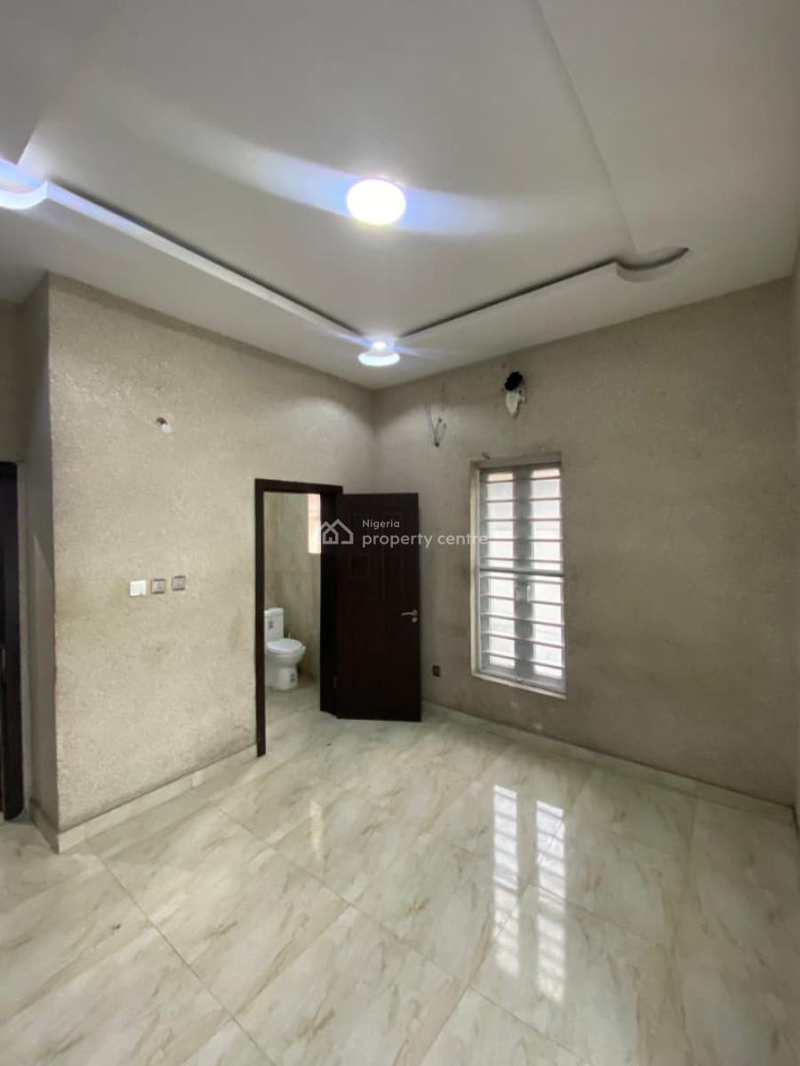 Four Bedrooms Semi Detached Duplex, Ikota, Lekki, Lagos, Semi-detached Duplex for Rent