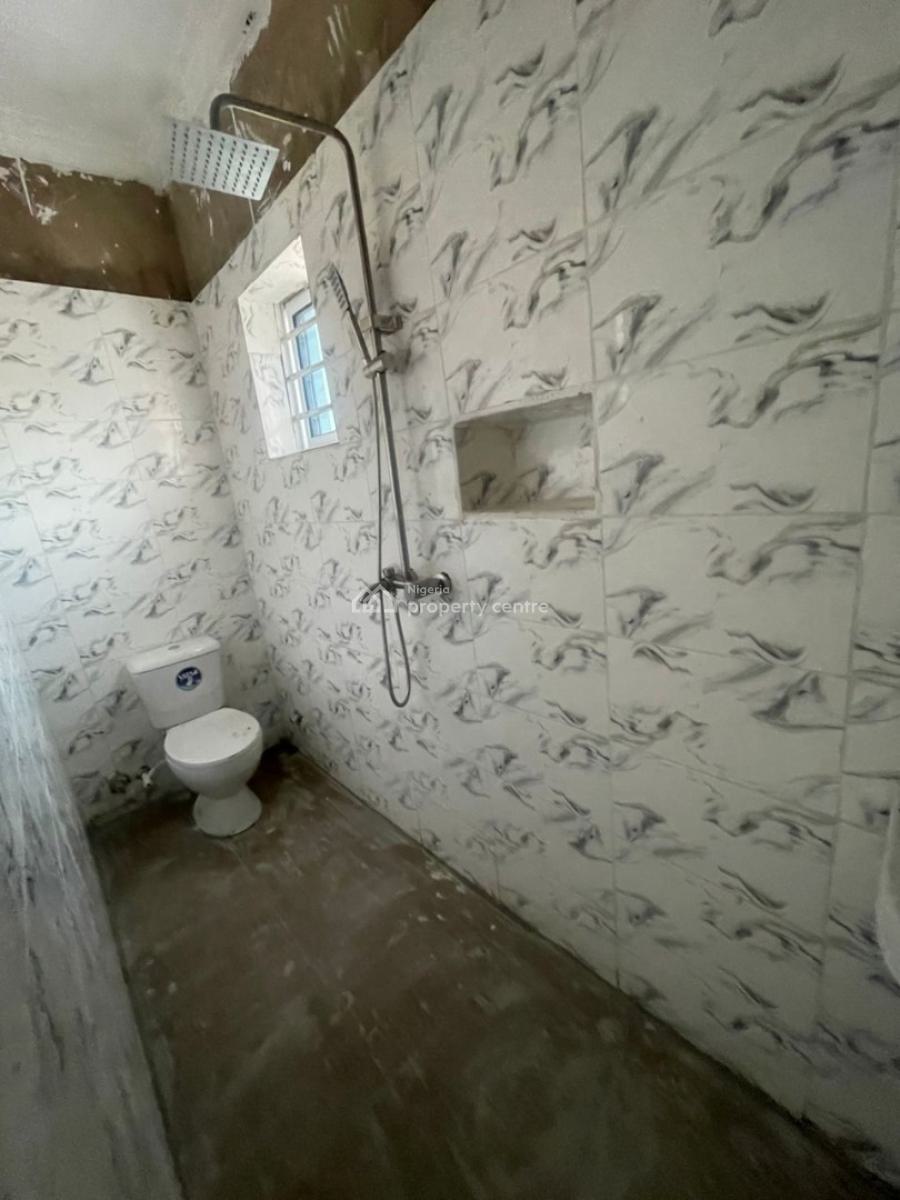 Standard and Spacious Mini Flat, Off Pedro, Shomolu, Lagos, Mini Flat (room and Parlour) for Rent