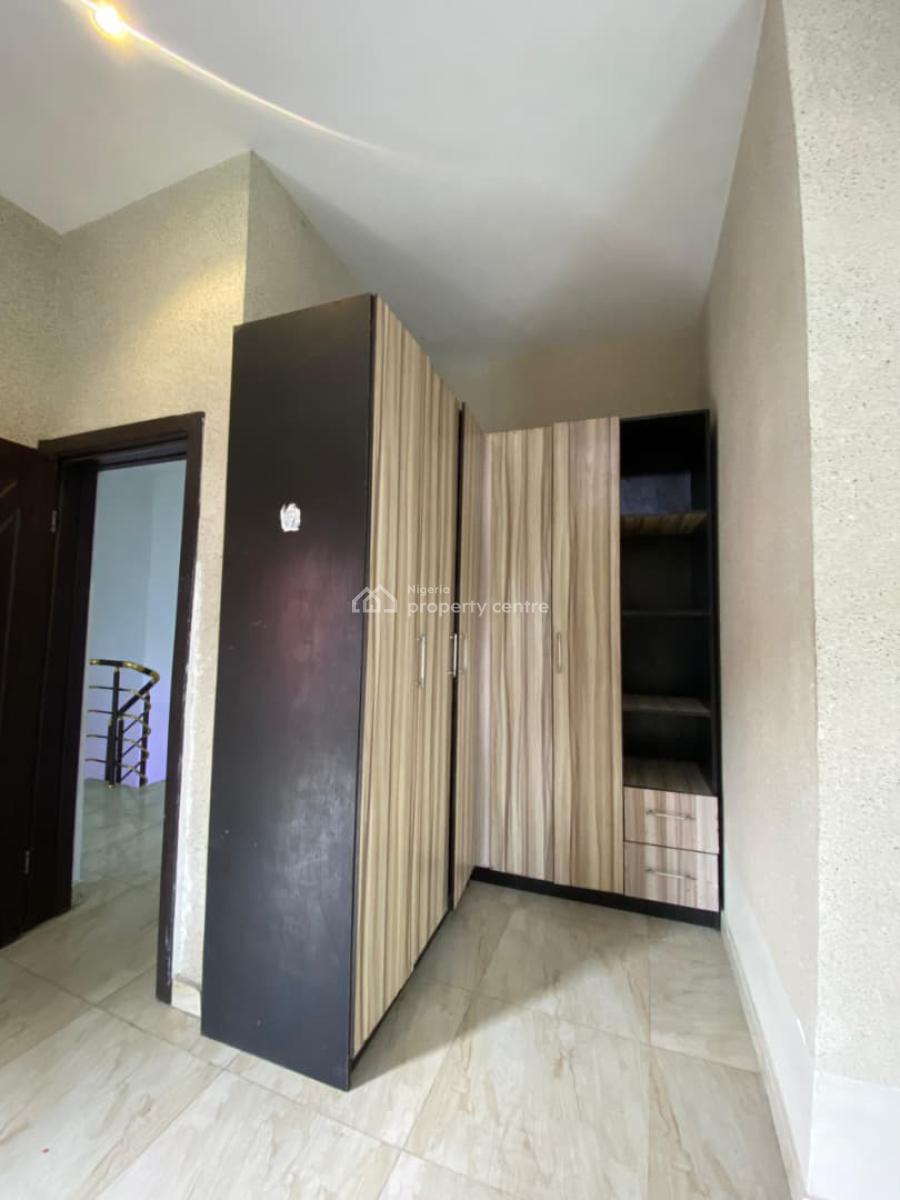 Paradise All En-suite 4 Bedroom, Ikota Villa Estate, Lekki Phase 2, Lekki, Lagos, Semi-detached Duplex for Rent
