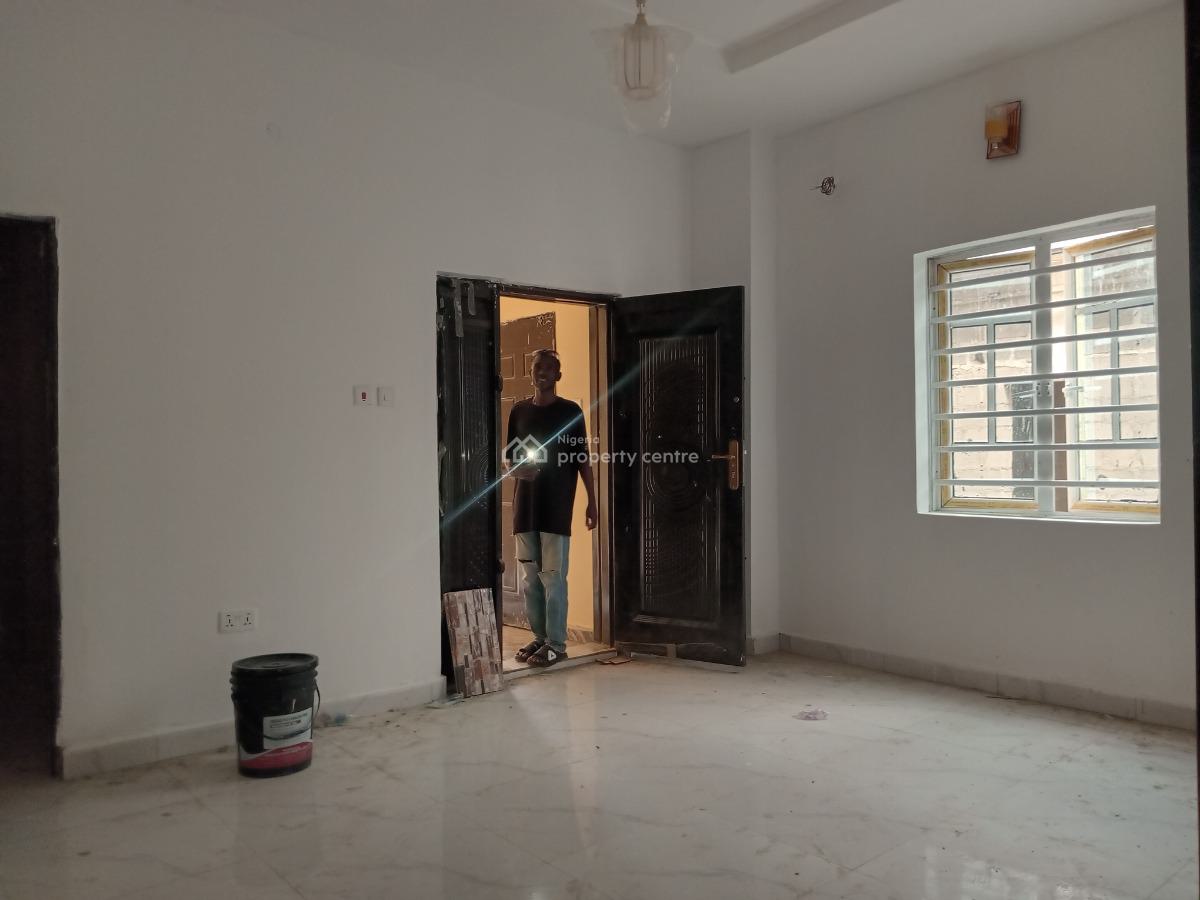 Newly Built Room and Parlour Upstairs with 2 Toilet, Blenco Axis, Sangotedo, Ajah, Lagos, Mini Flat (room and Parlour) for Rent