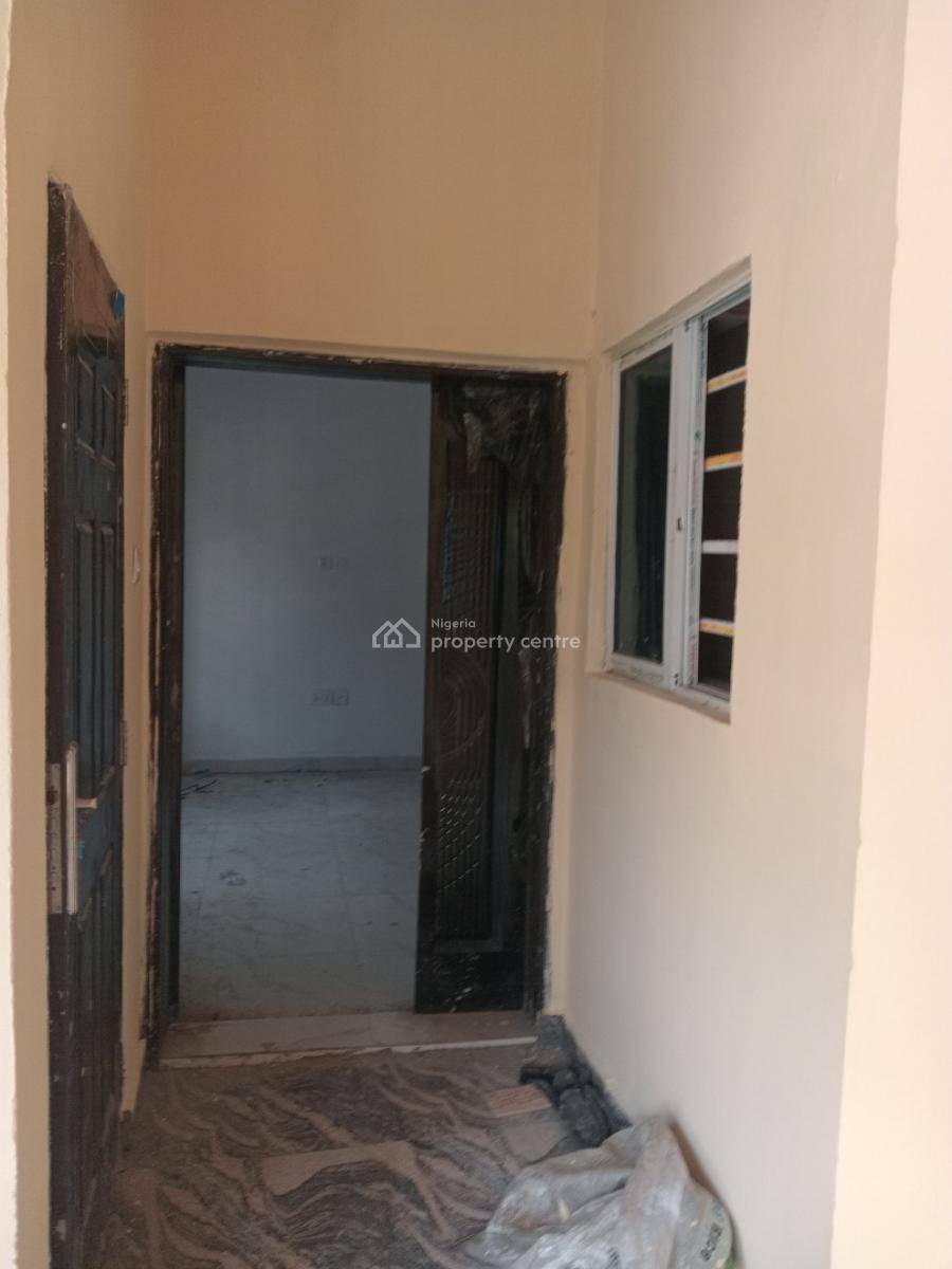 Newly Built Room and Parlour Upstairs with 2 Toilet, Blenco Axis, Sangotedo, Ajah, Lagos, Mini Flat (room and Parlour) for Rent