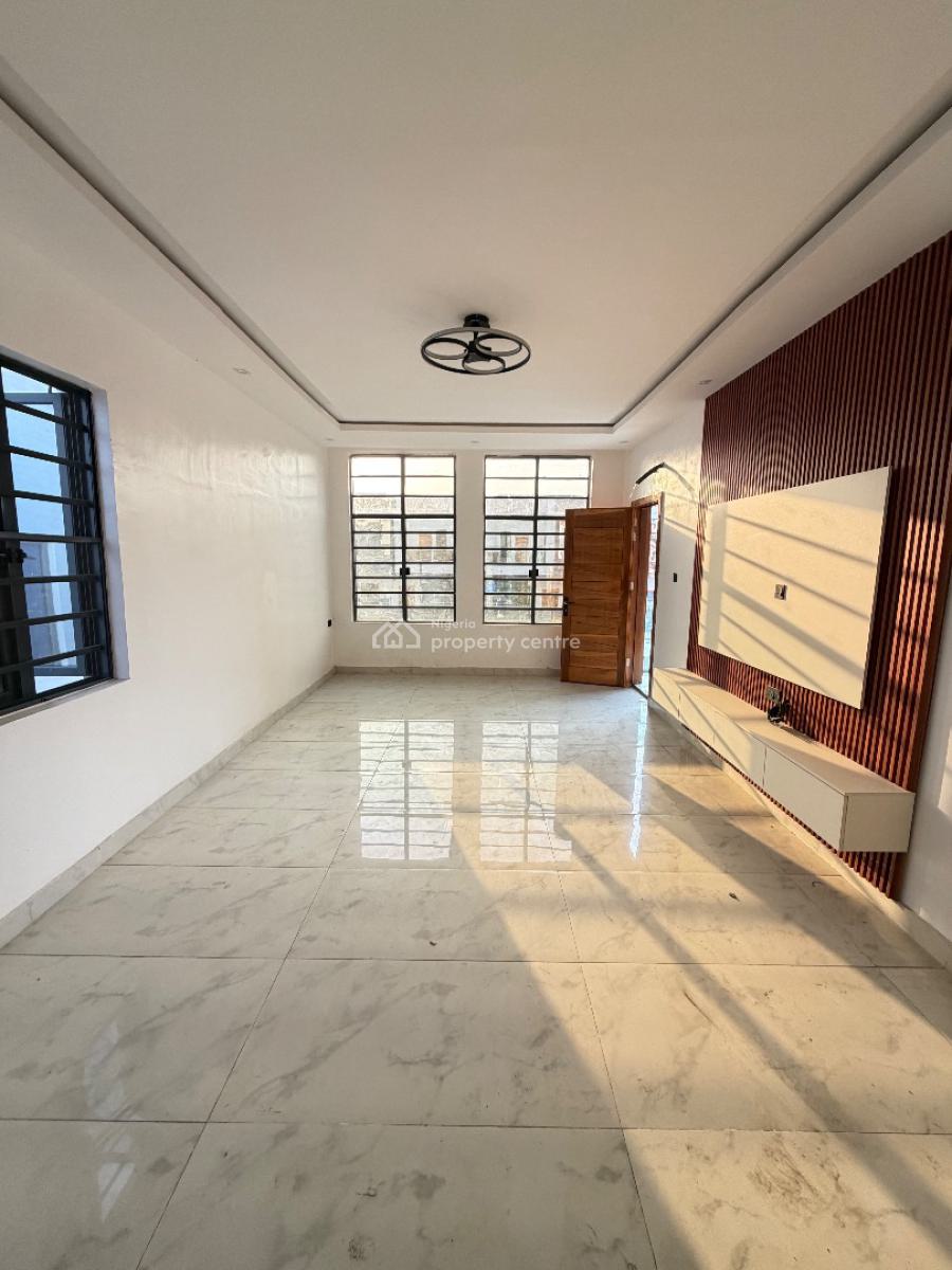 Spacious 5 Bedroom Fully Detached House with Bq, Ologolo, Lekki, Lagos, Detached Duplex for Sale