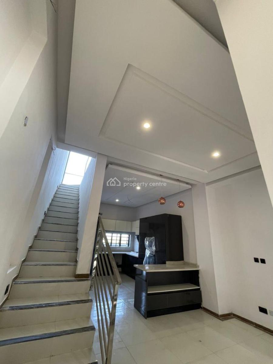 Well Finished Serviced 4 Bedroom Terrace with a Room Bq, Ikate Elegushi, Lekki, Lagos, Terraced Duplex for Rent