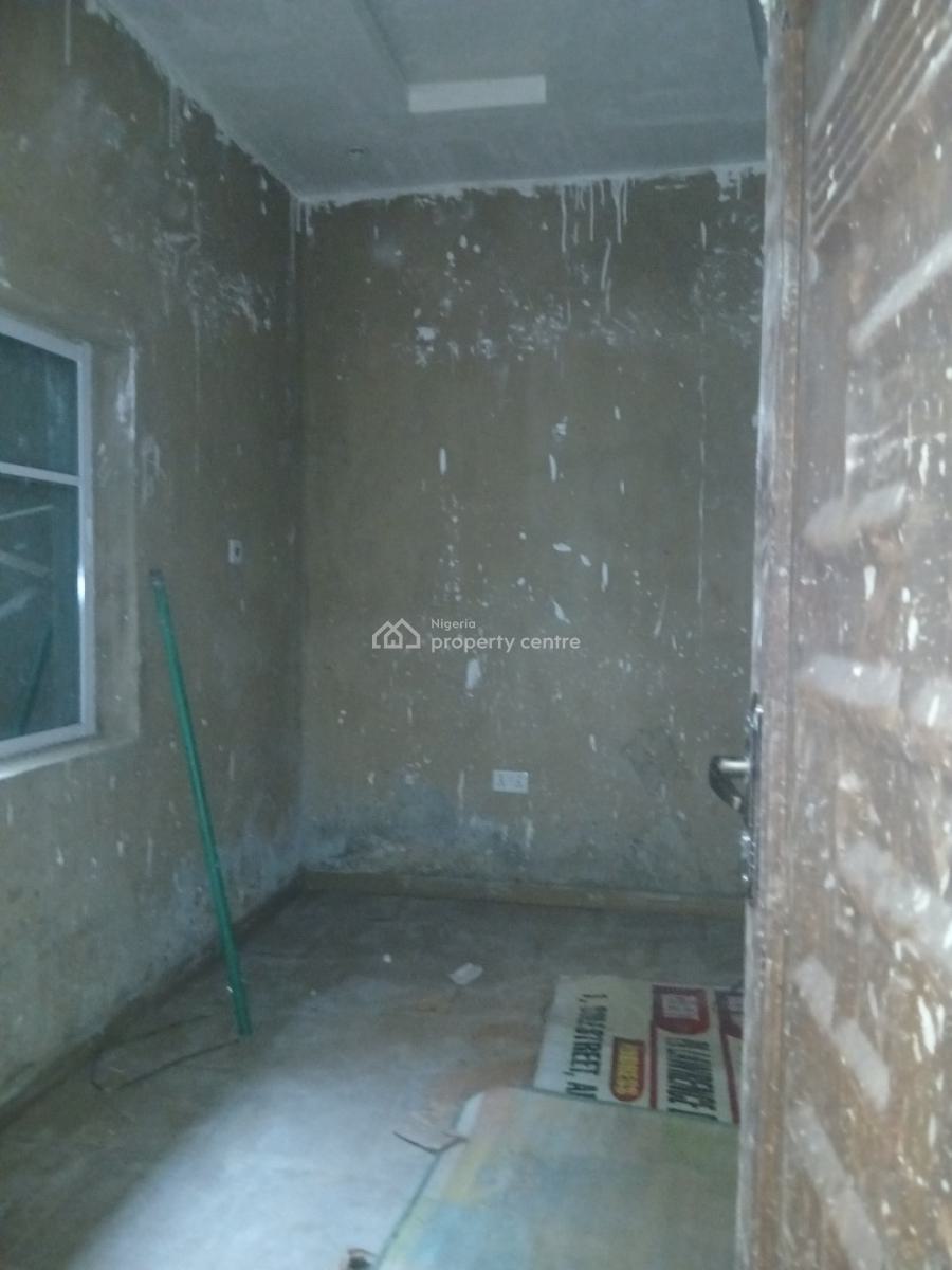 a Lovely Fantastic House, Yaba, Lagos, Mini Flat (room and Parlour) for Rent