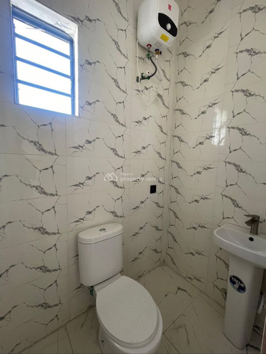 Brand New 2 𝐁𝐄𝐃𝐑𝐎𝐎𝐌 Terraced 𝐃𝐔𝐏𝐋𝐄𝐗, Ajah, Ajah, Lagos, Terraced Duplex for Rent