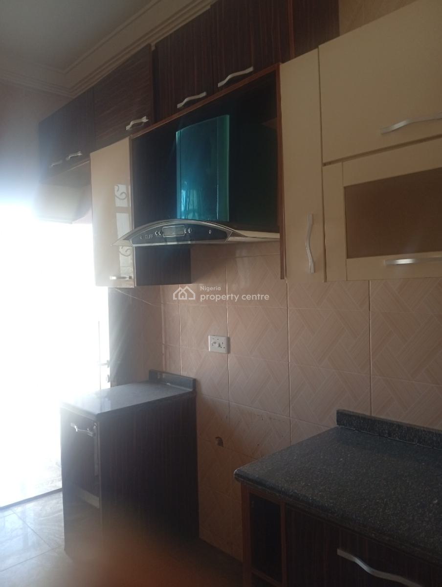 2 Bedroom Block of Flat, Guzape District, Abuja, Flat / Apartment for Rent