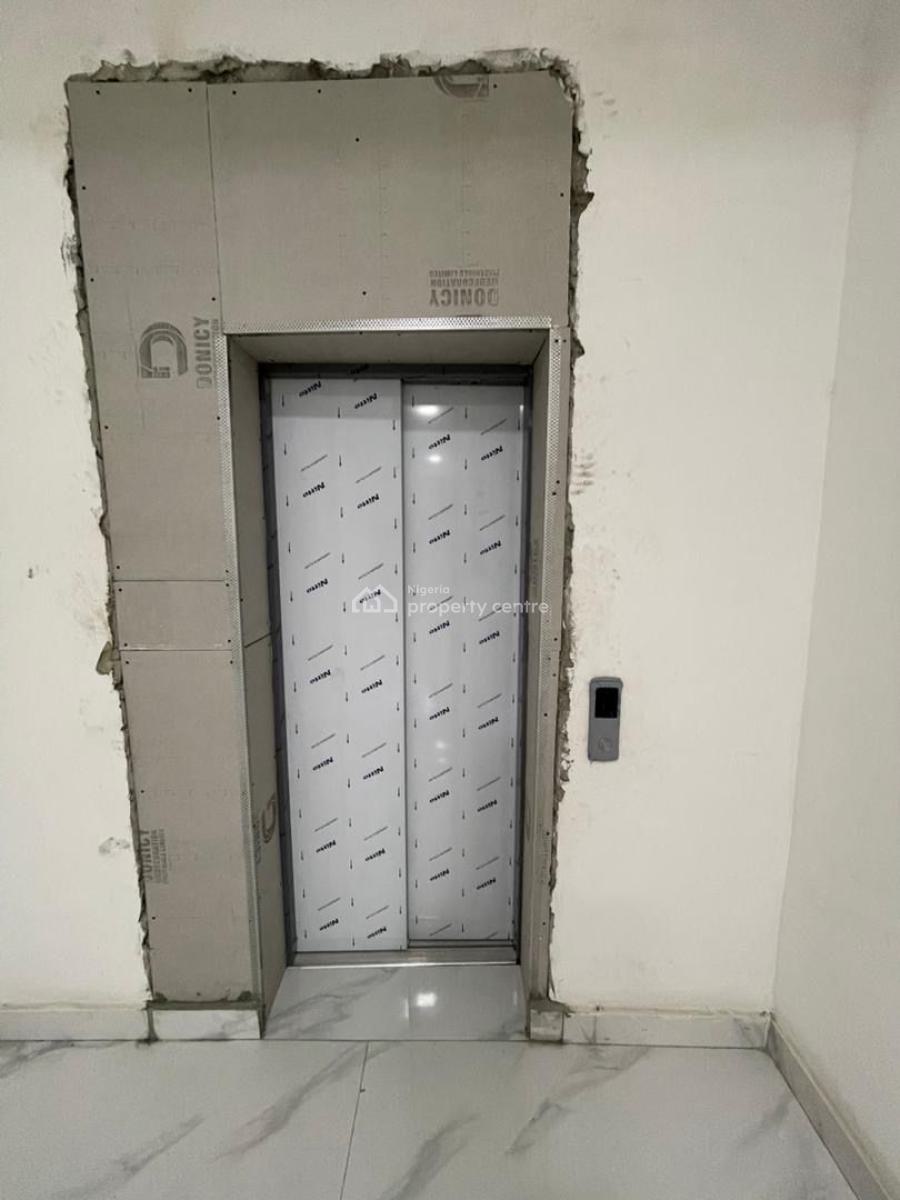 Luxurious Spacious 1 Bedroom Apartment, Ologolo, Lekki, Lagos, Flat / Apartment for Sale