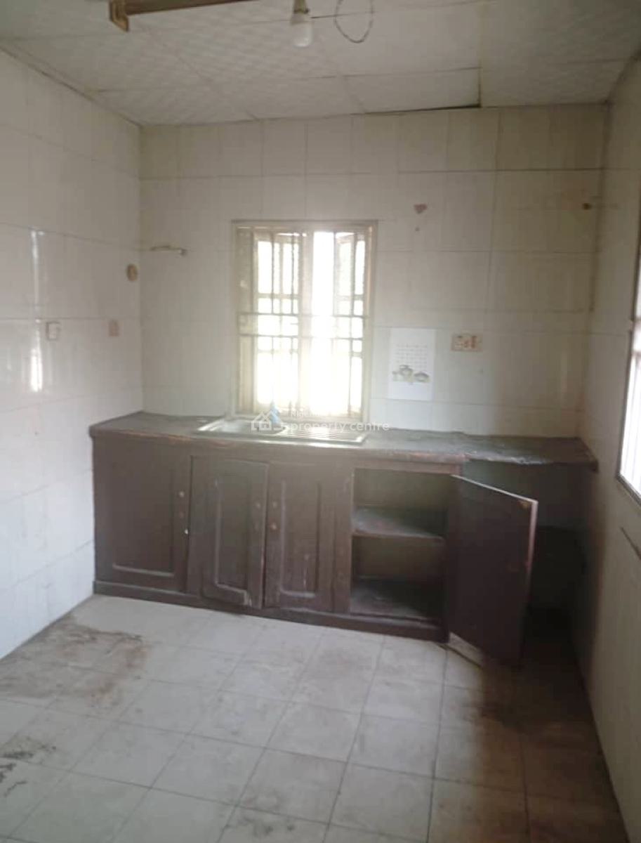 Luxury 2 Bedroom Apartment, Gra Phase 1, Magodo, Lagos, Flat / Apartment for Rent