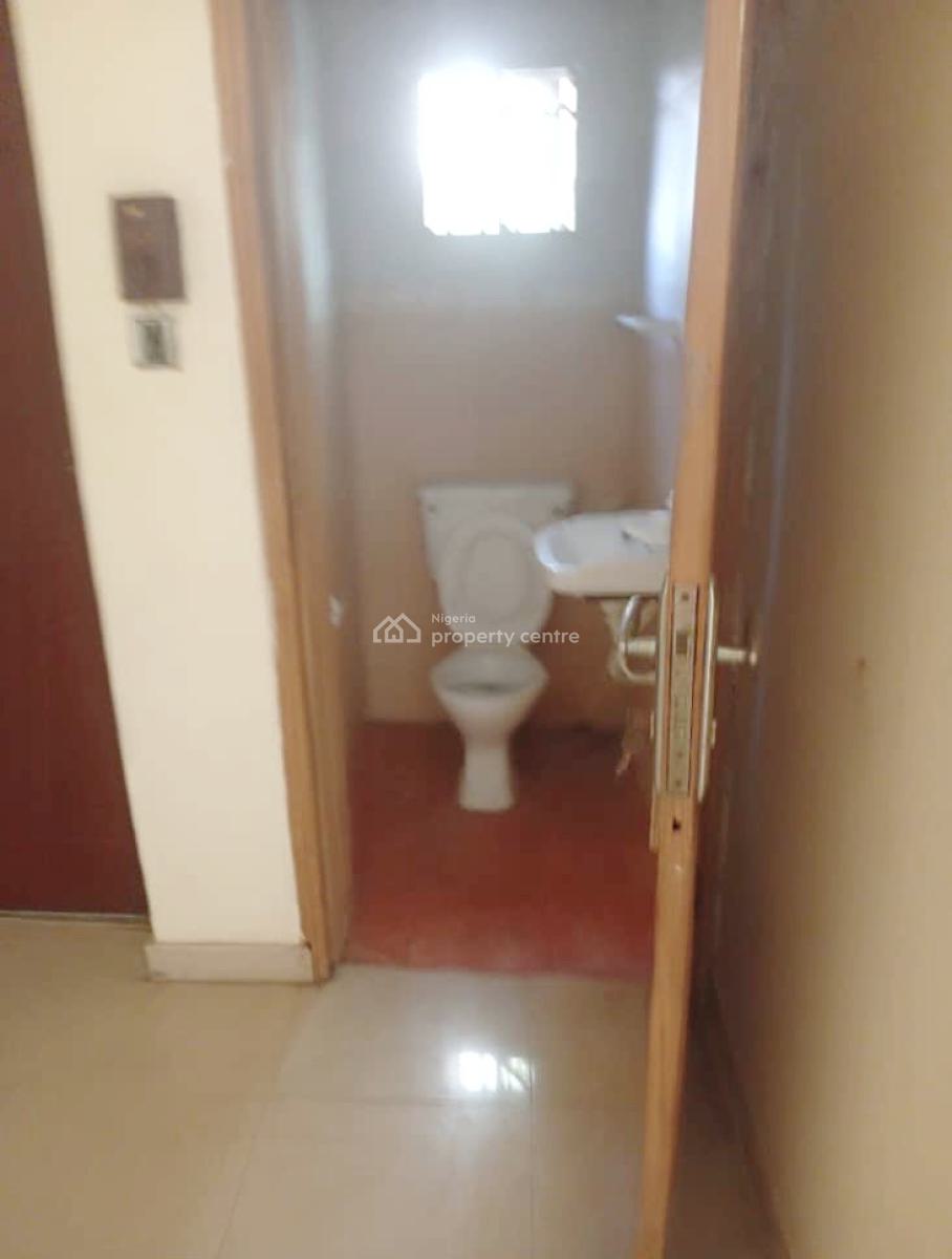 Luxury 2 Bedroom Apartment, Gra Phase 1, Magodo, Lagos, Flat / Apartment for Rent