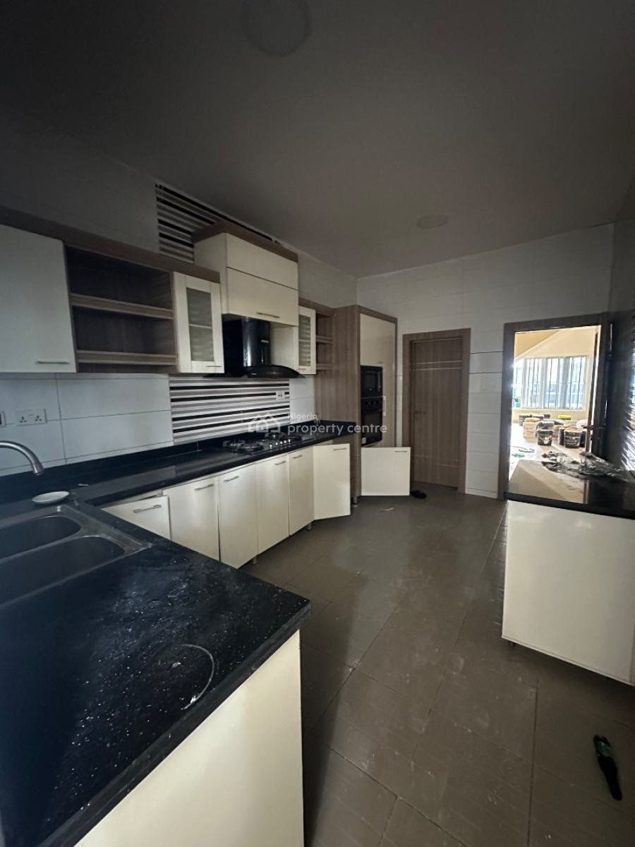 𝐌𝐀𝐈𝐍𝐓𝐀𝐈𝐍𝐄𝐃 4 𝐁𝐄𝐃𝐑𝐎𝐎𝐌 𝐒𝐄𝐌𝐈 𝐃𝐄𝐓𝐀𝐂𝐇𝐄𝐃 𝐃𝐔𝐏, Chevron, Lekki Phase 2, Lekki, Lagos, Semi-detached Duplex for Rent