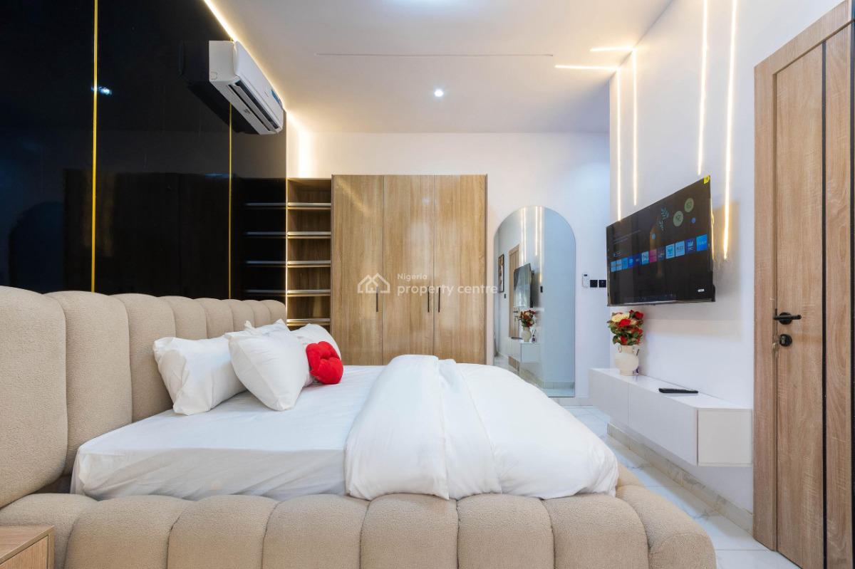 Luxury 2 Bedroom Apartment, Ologolo, Lekki, Lagos, Flat / Apartment Short Let